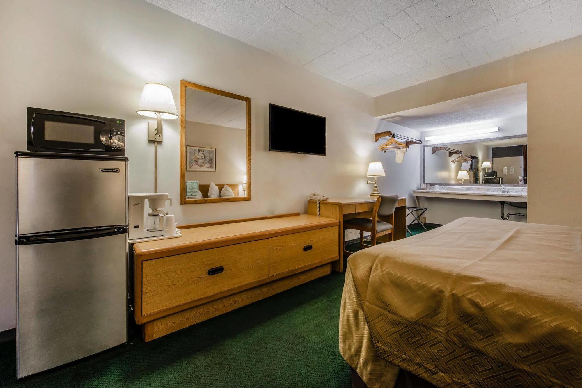 Econo I-99 Hotel Altoona
